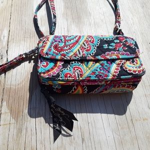 Vera Bradley All in one Cross Body